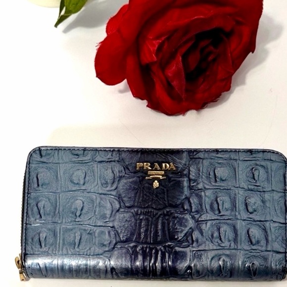 Unknown Handbags - Blue Croc-Embossed Wallet